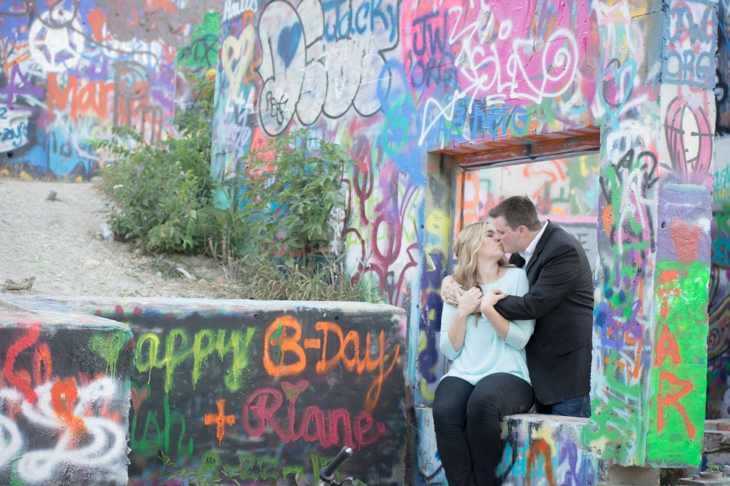 HighDot Studios - Jill and Sean - Engagement Session - Austin - Hope Outdoor Gallery - Long Center (16)