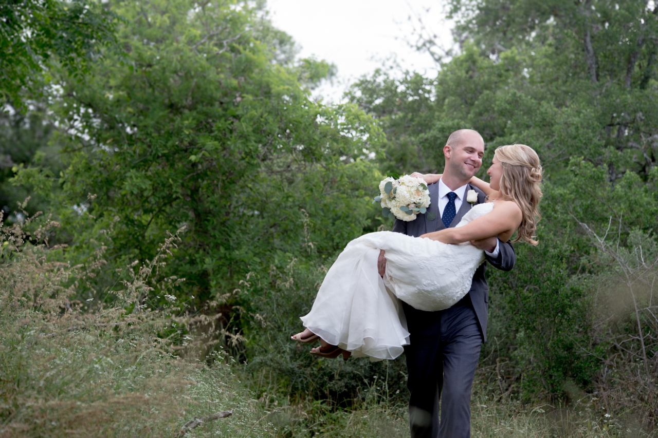 HighDotStudios_Ariel+Corey_ZilkerClubhouse (27)