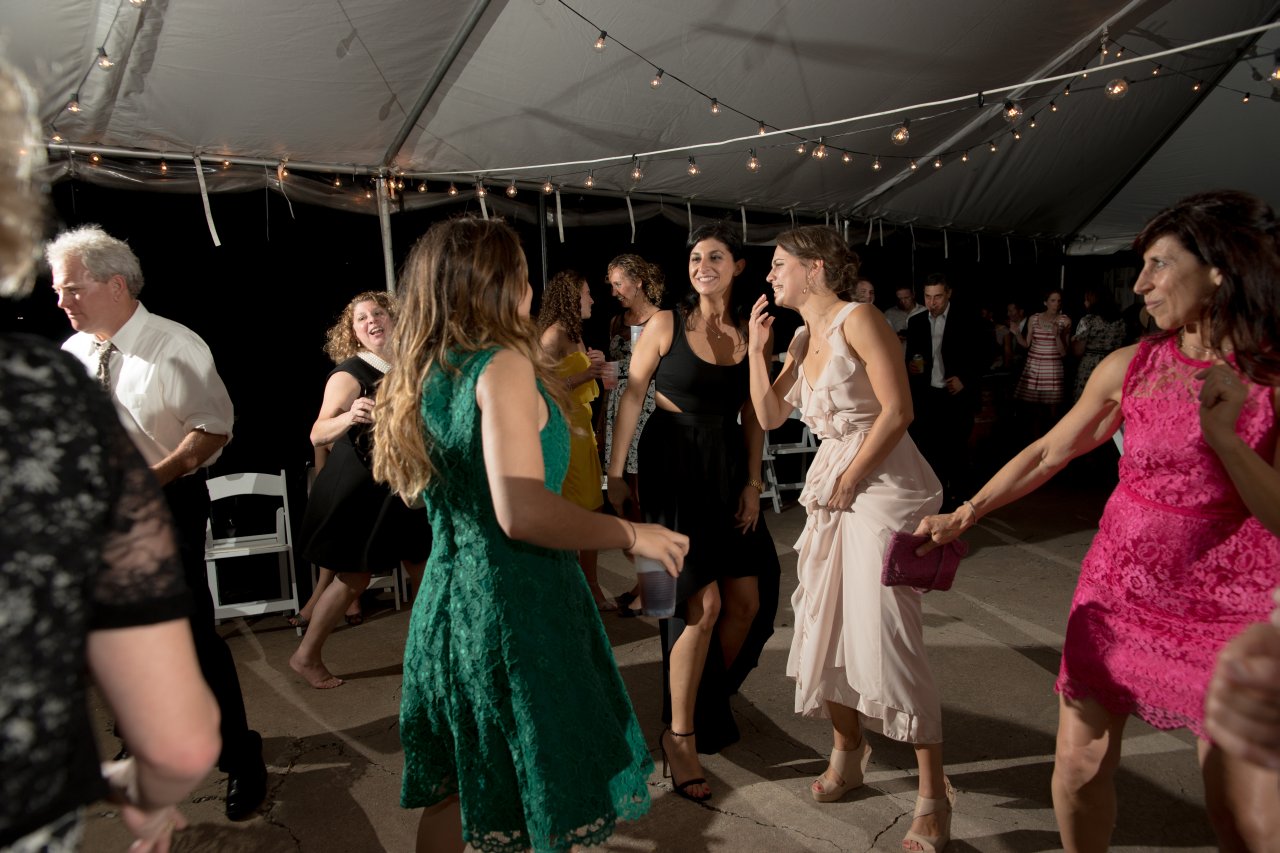 HighDotStudios_Ariel+Corey_ZilkerClubhouse (36)