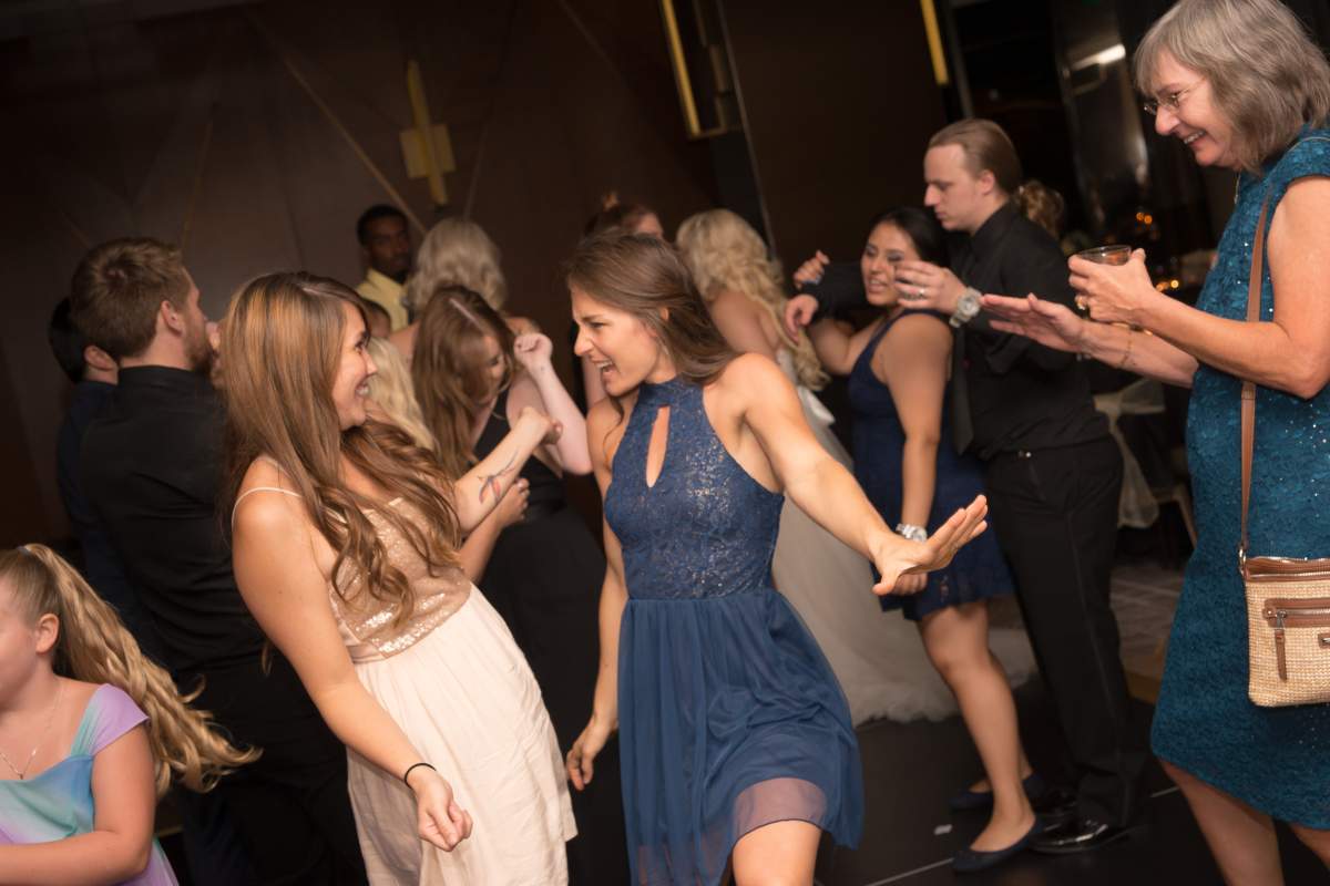 Shelly + Brandon - Wedding Photography - HighDot Studios - Dallas (55)